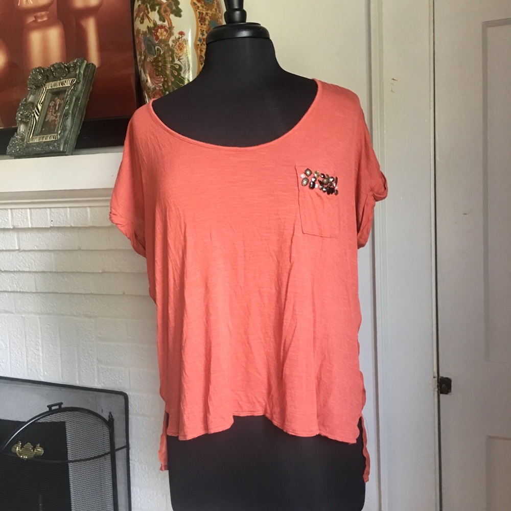 Women’s tee
